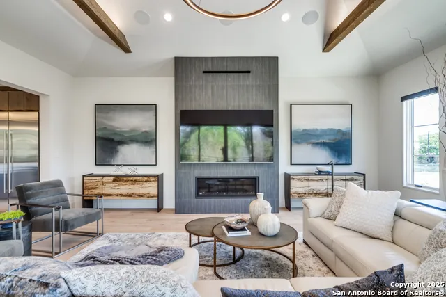 401 Oak Park Dr Unit B Boerne, TX 78006